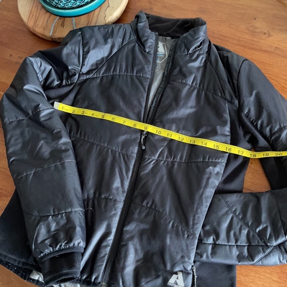 Eddie Bauer First Ascent Whittaker Mountaineering black jacket in M, in EUC - Picture 5 of 9